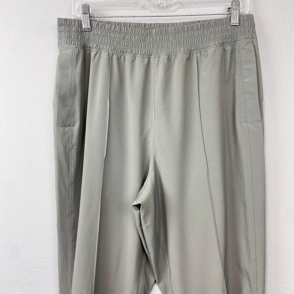 Lululemon Wanderer Cropped Jogger Pants Size 10 Grey‎ Sage Athleisure Workout - Picture 3 of 10
